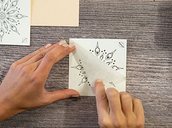 Schneeflocken falten Anleitung